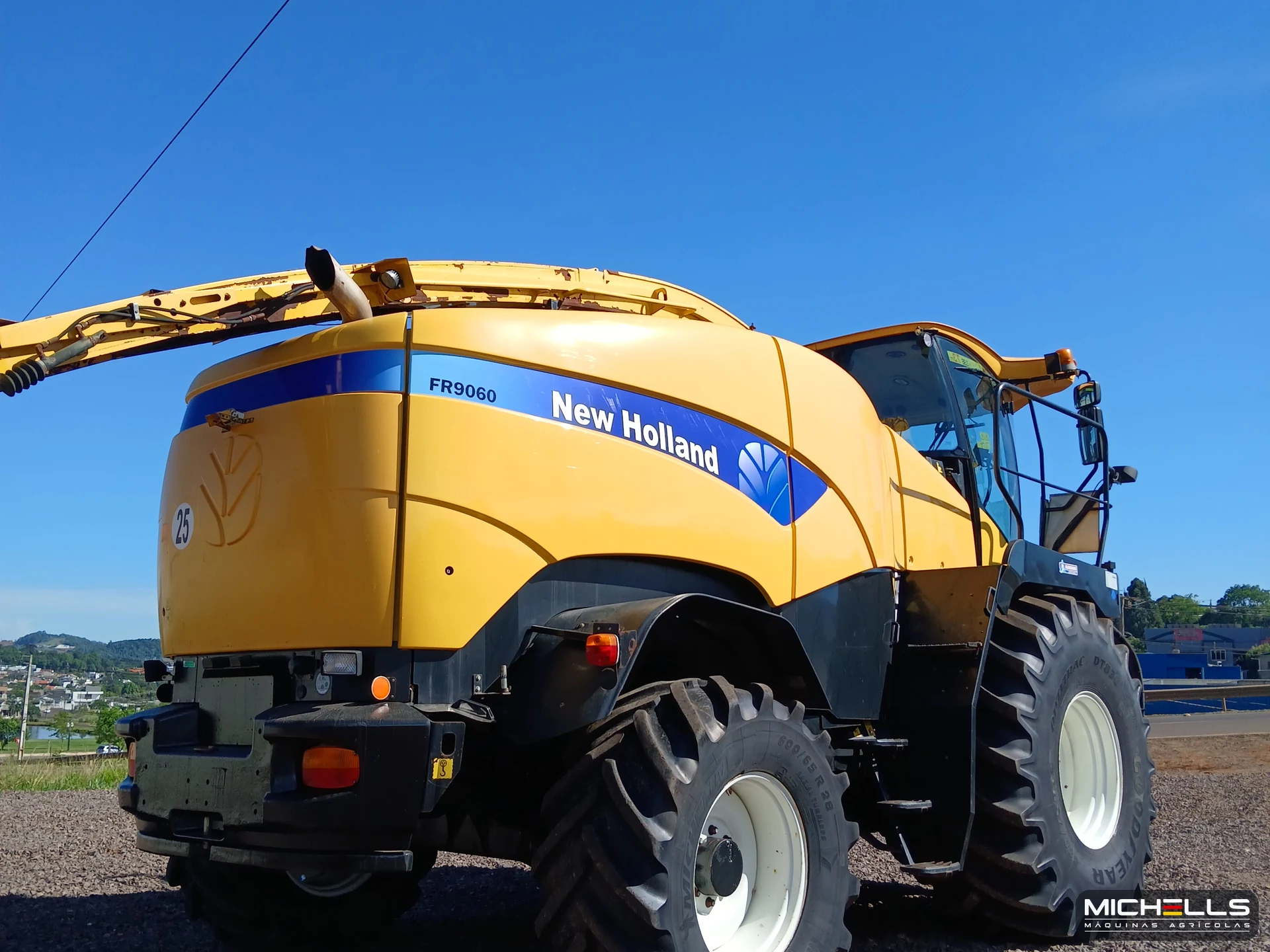 New Holland FR9060 Série FR9000 2009 amarelo — foto