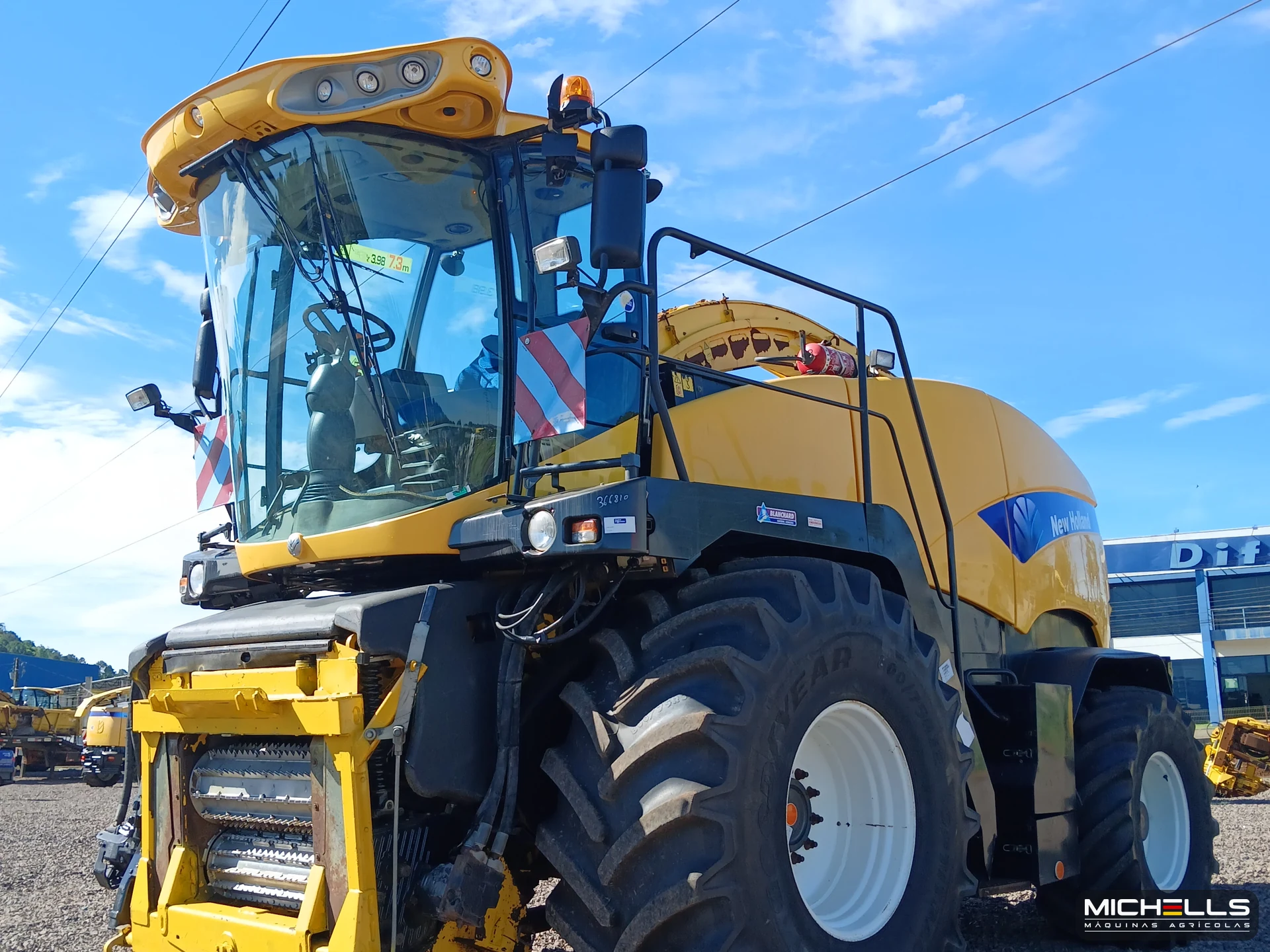 New Holland FR9060 Série FR9000 2009 amarelo — foto