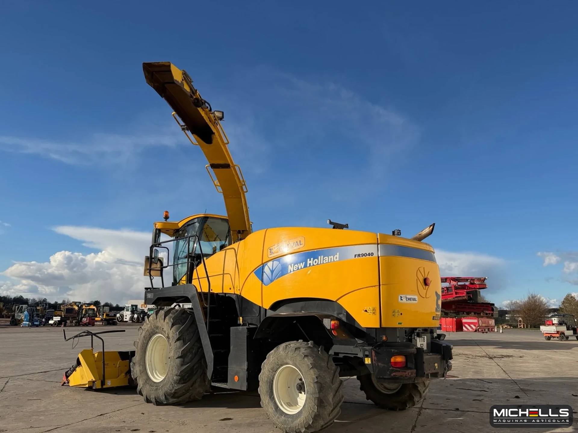 New Holland FR9040 FR9000 Series 2008 amarelo — foto