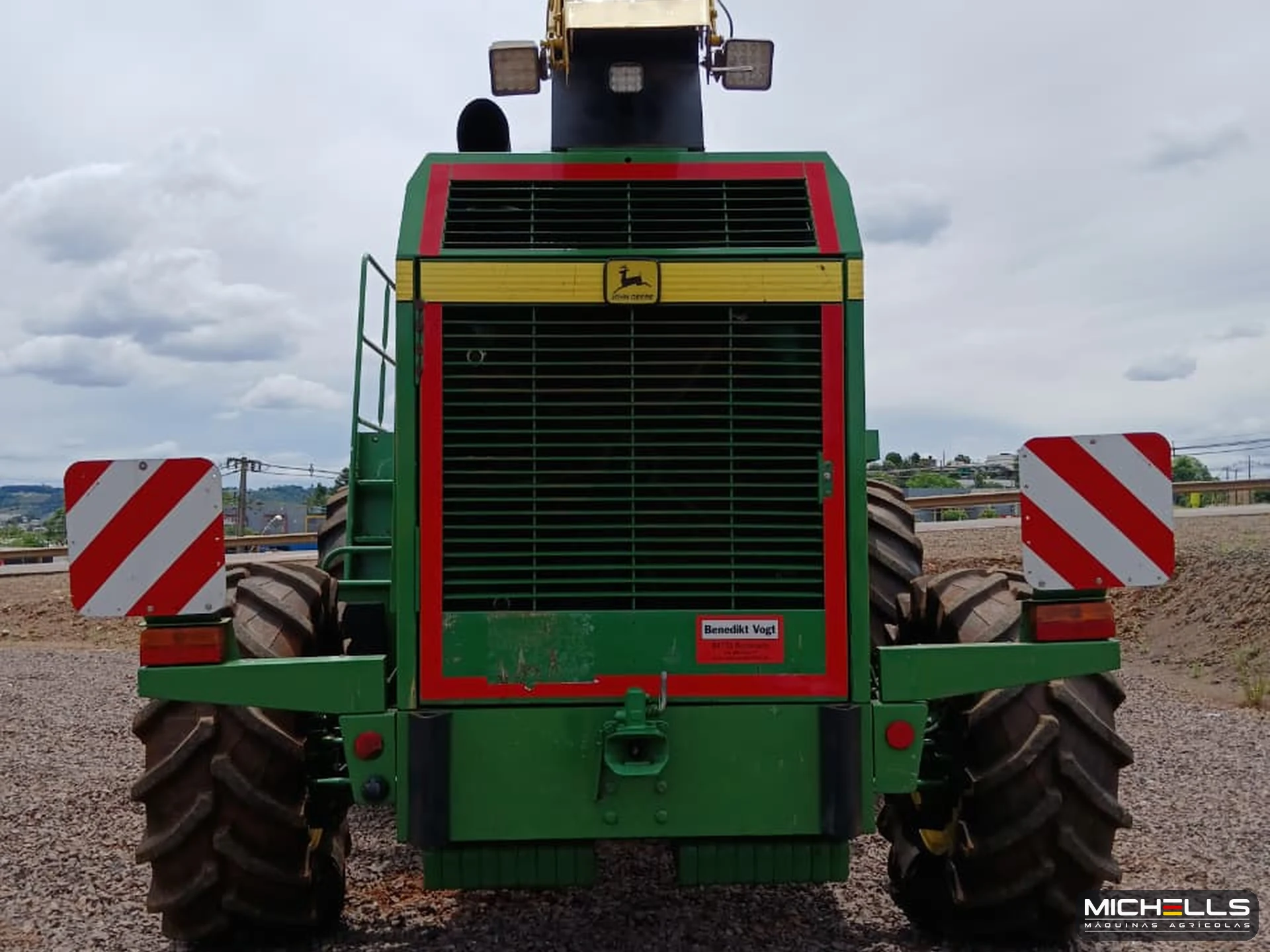 John Deere 6950 Série 6000 (geração 1998) 1998 verde — foto