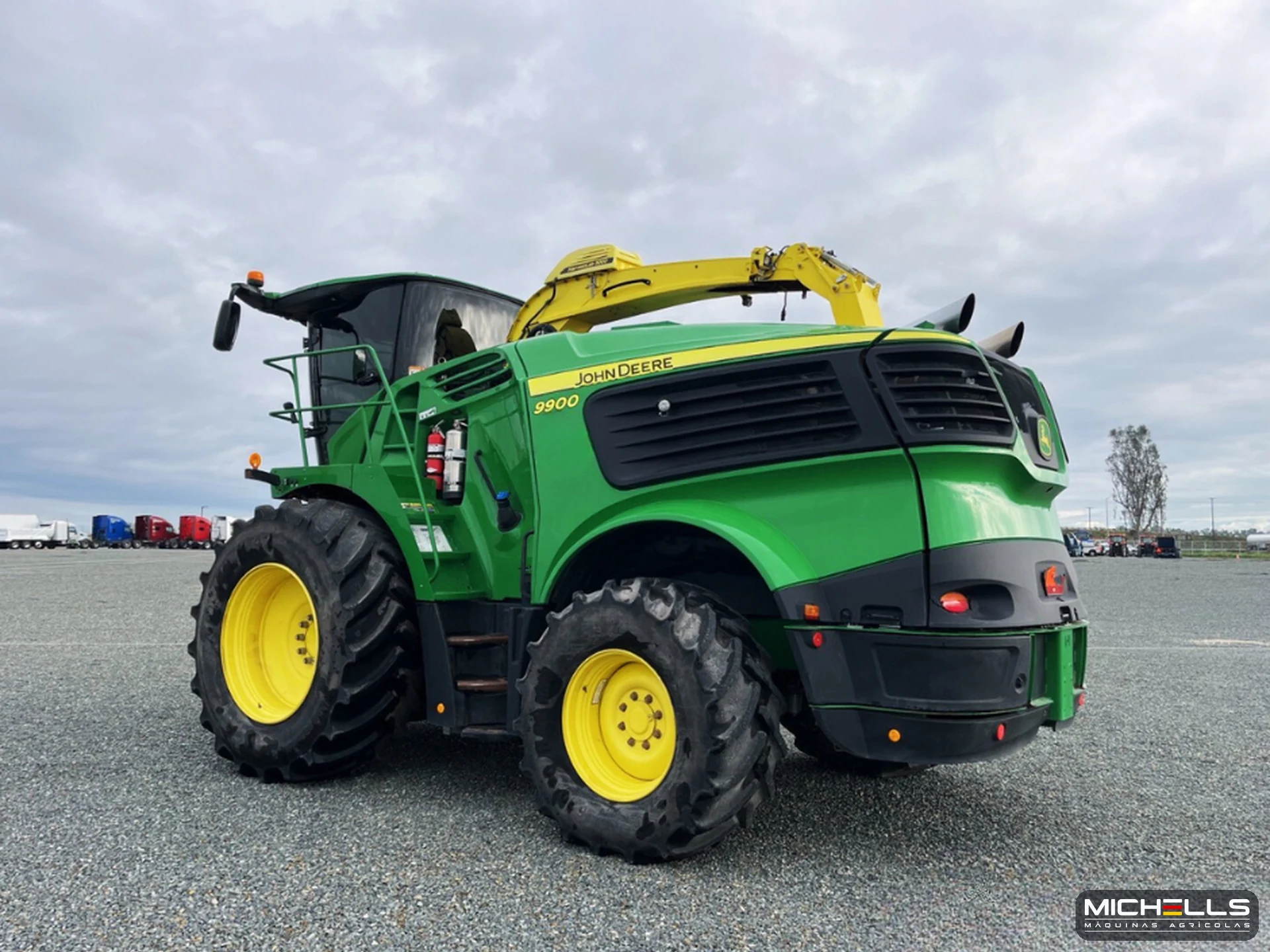 John Deere 9900 9900i (Série 9000 de forrageiras autopropelidas) 2020 verde — foto