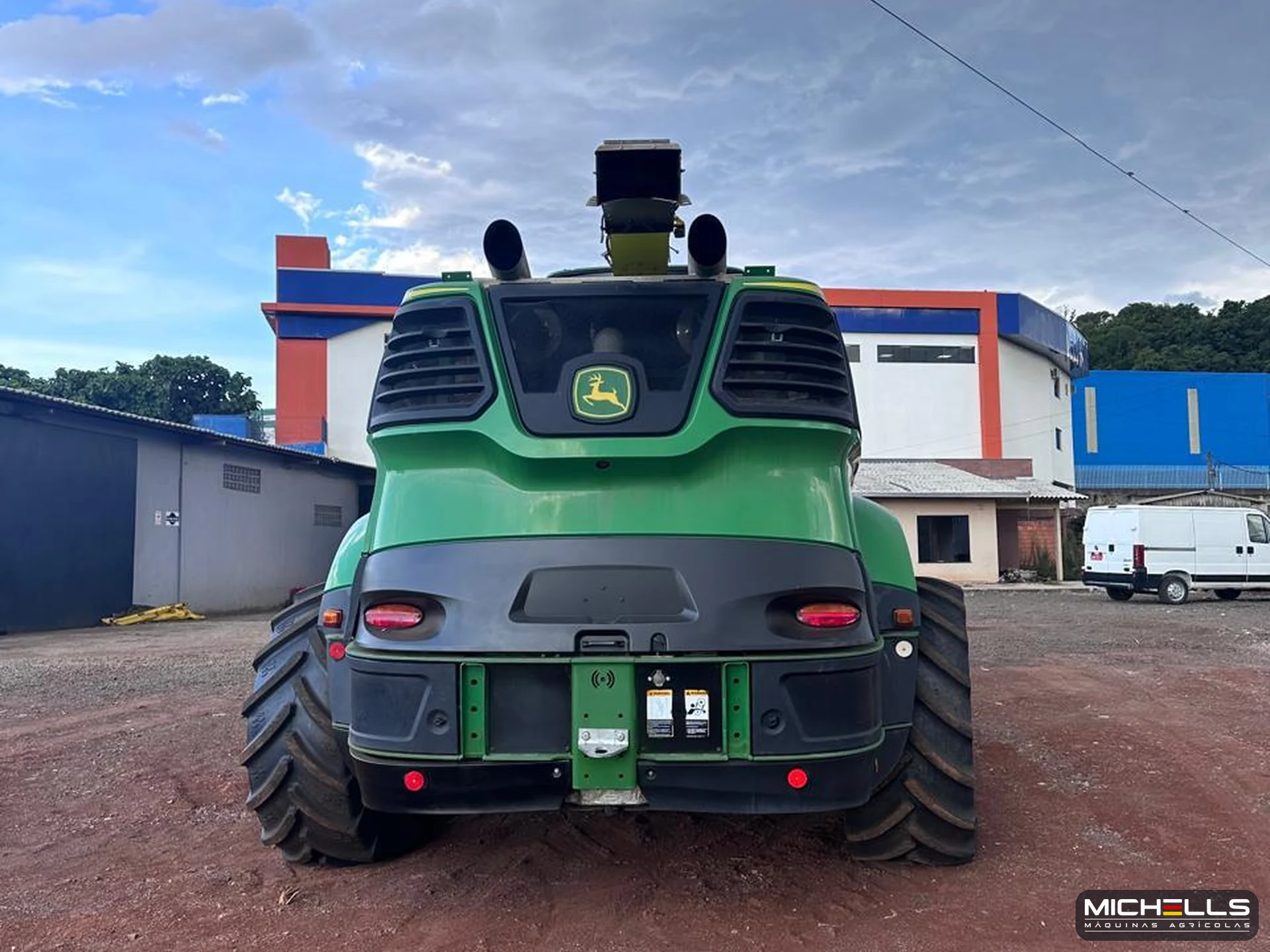 John Deere 9900 9900i (Série 9000 de forrageiras autopropelidas) 2020 verde — foto